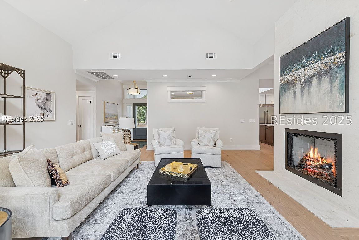 31 Governors Rd Hilton Head Island, SC 29928 - Thumbnail 5