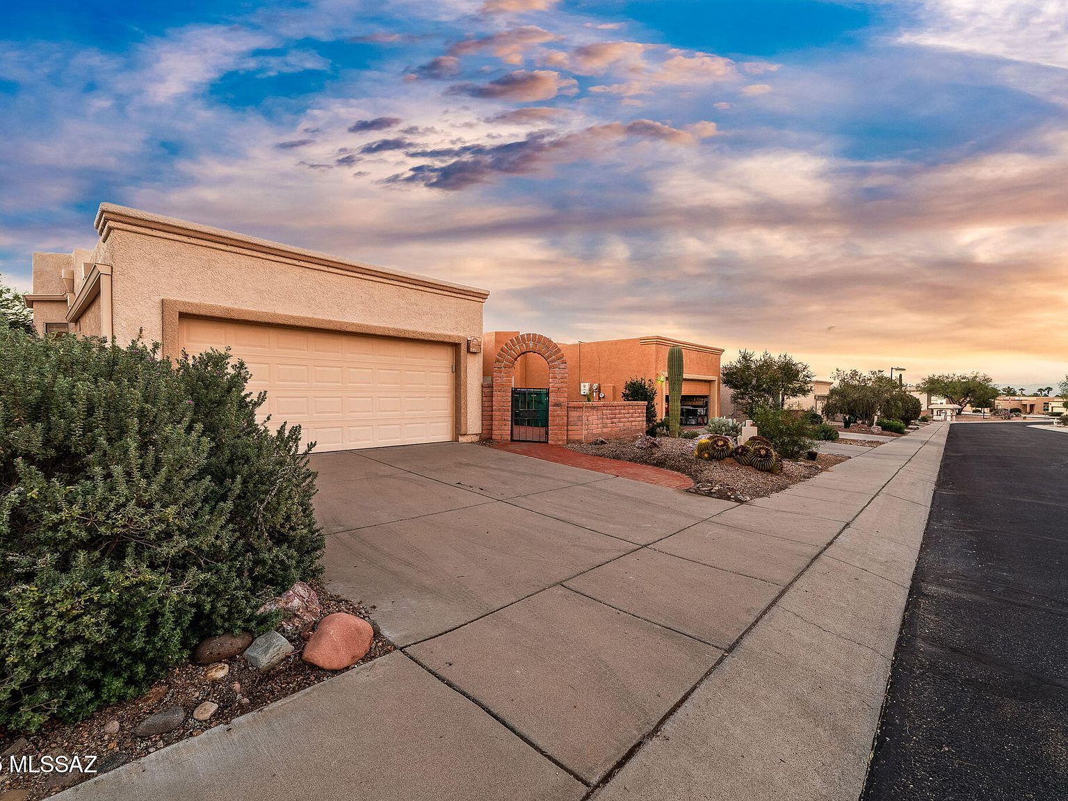 2396 S Orchard View Dr Green Valley, AZ 85614 - Thumbnail 5