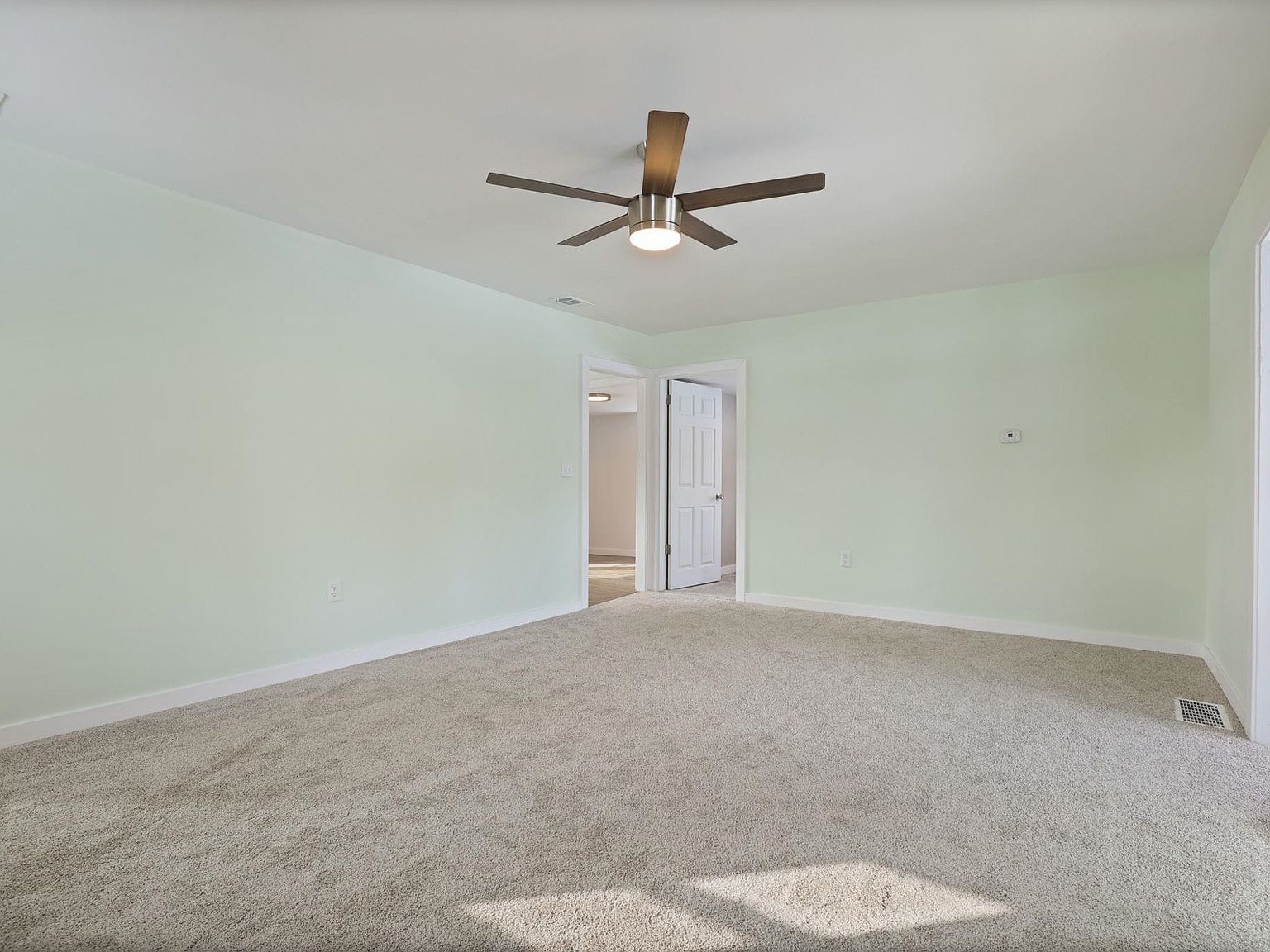 30 Spruce Ridge Dr Bay City, MI 48706 - Thumbnail 5