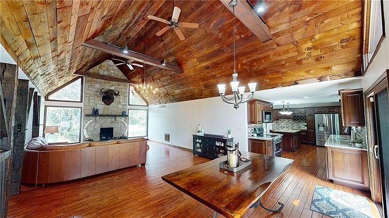 706 Clearfield Rd Fenelton, PA 16034 - Thumbnail 5