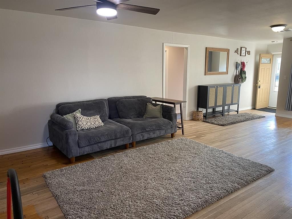 227 E California St Walters, OK 73572 - Thumbnail 5