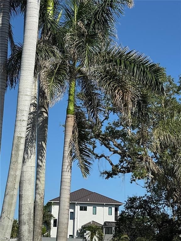 27559 Big Bend Rd Bonita Springs, FL 34134 - Thumbnail 5