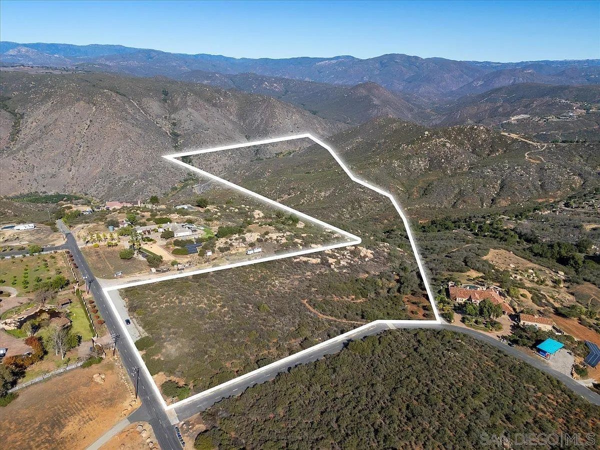 Hawkeye Downs Way #A70 Ramona, CA 92065 - Thumbnail 5