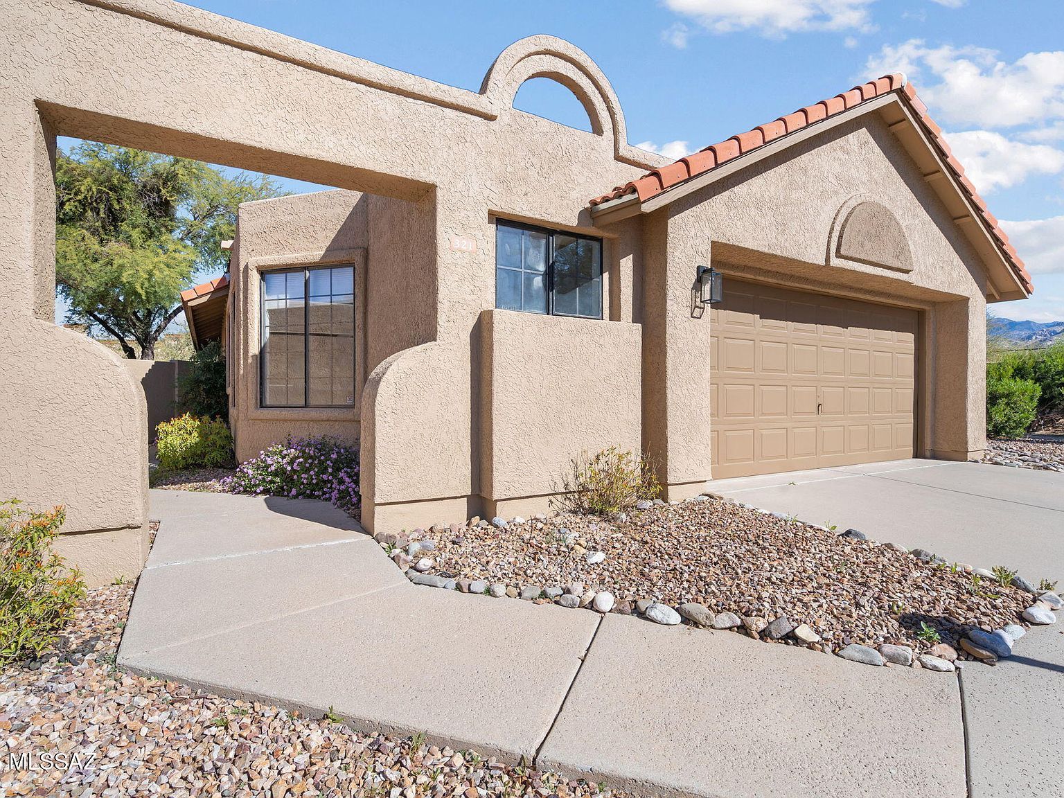 321 E Fieldcrest Ln Tucson, AZ 85737 - Thumbnail 5