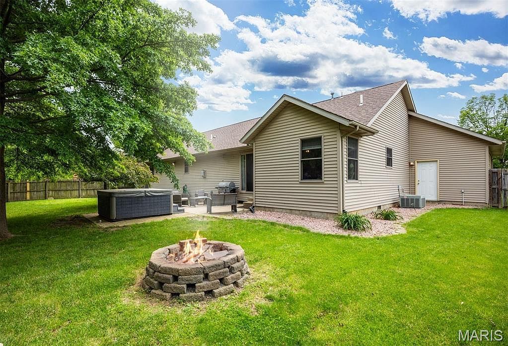 248 Prairie Grass Rd Chatham, IL 62629 - Thumbnail 5