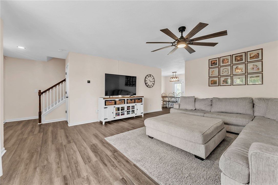 102 Lochenshire Pl Belton, SC 29627 - Thumbnail 5