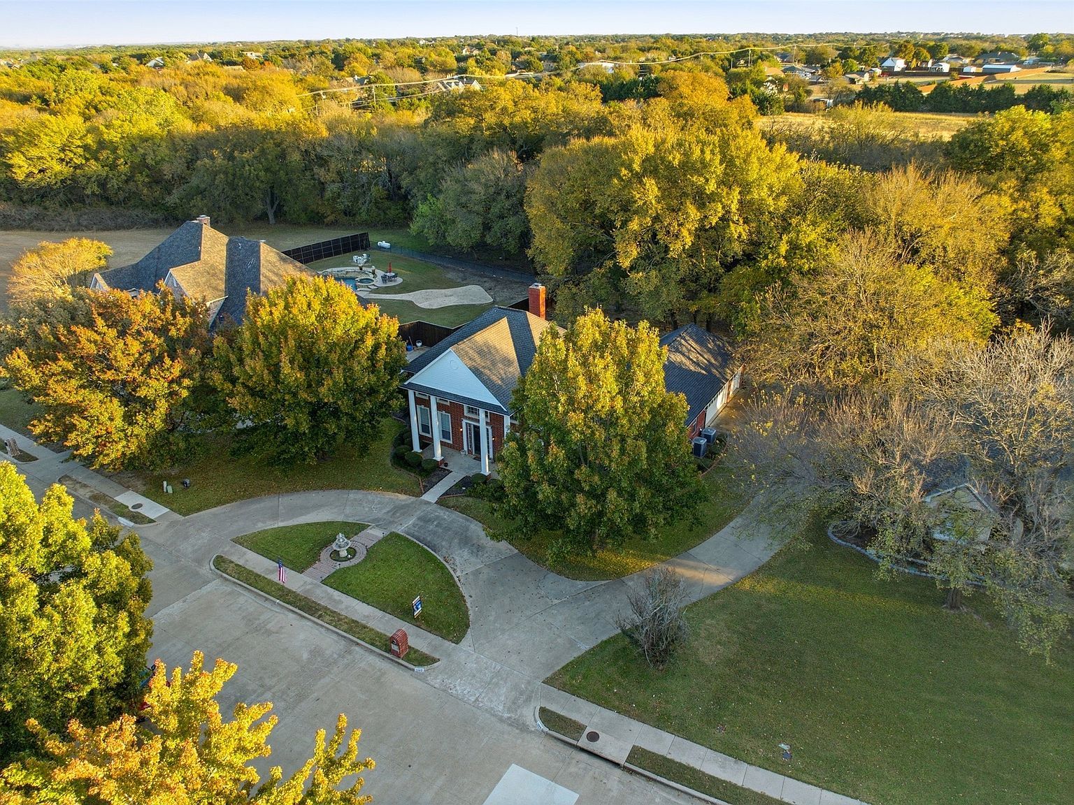 1860 Plum Creek Dr Midlothian, TX 76065 - Thumbnail 5