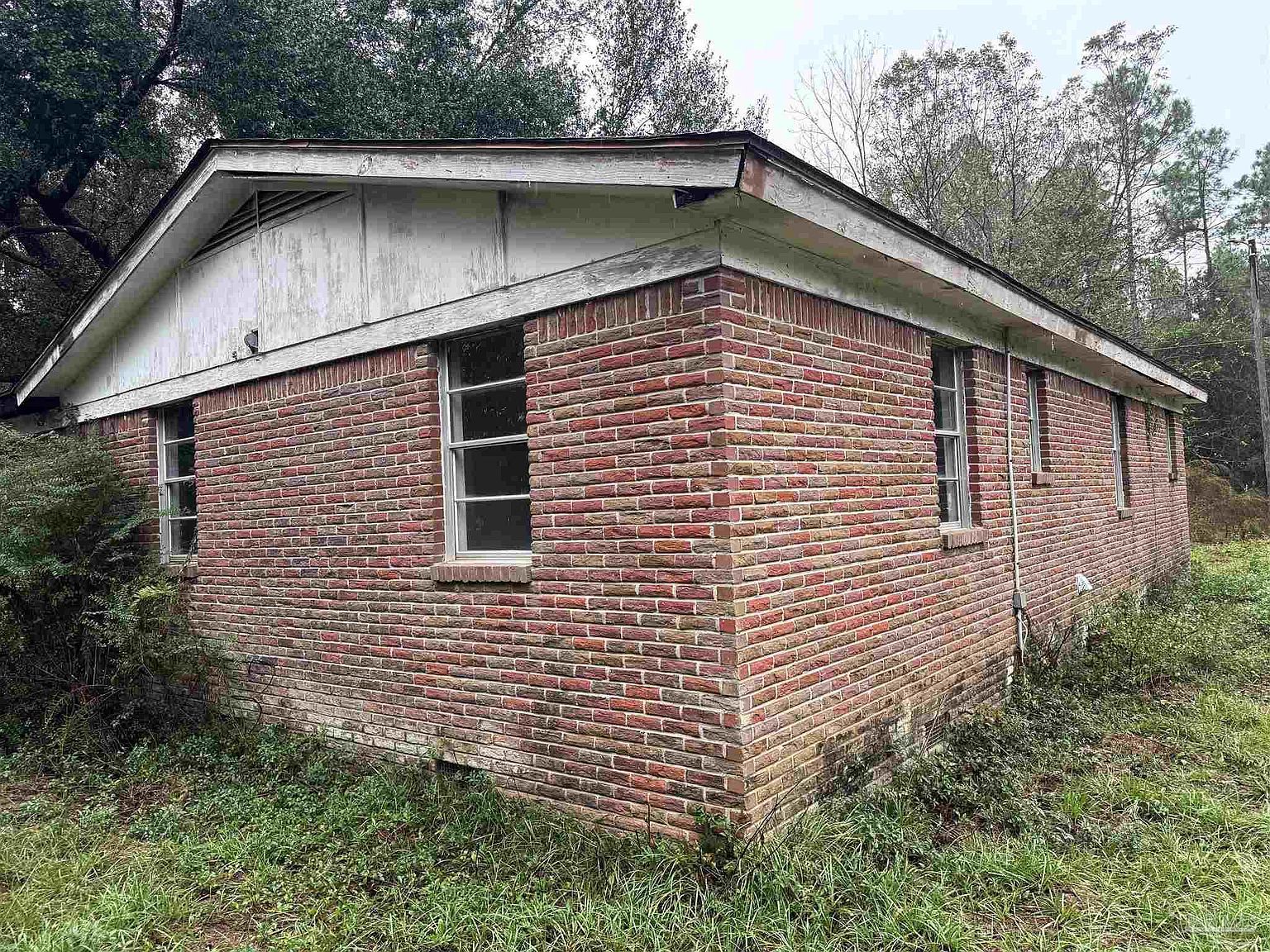 9985 Paws Rd Milton, FL 32570 - Thumbnail 5