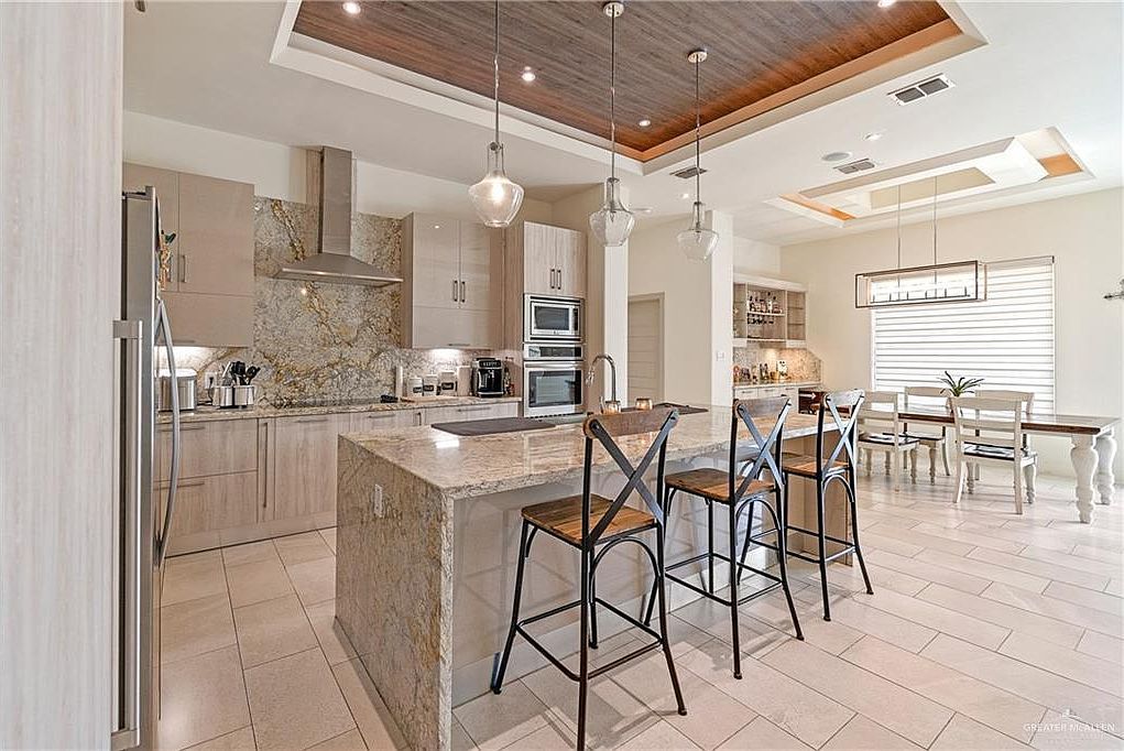 2520 Colvin Ave Edinburg, TX 78539 - Thumbnail 5