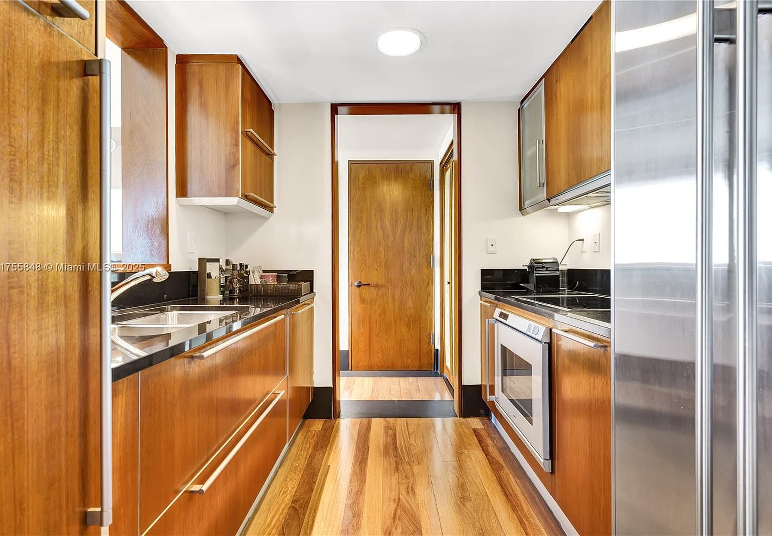 101 Twenty #1803/5 Miami Beach, FL 33139 - Thumbnail 5