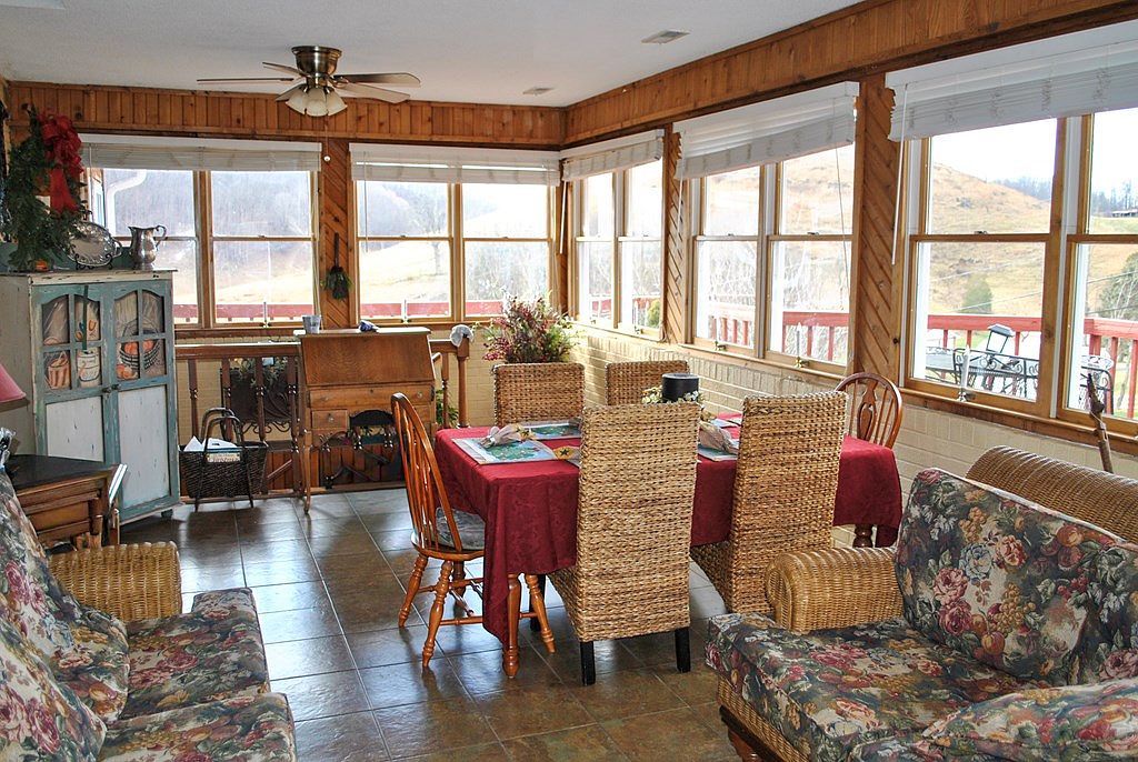 8857 Redbud Hwy Honaker, VA 24260 - Thumbnail 5