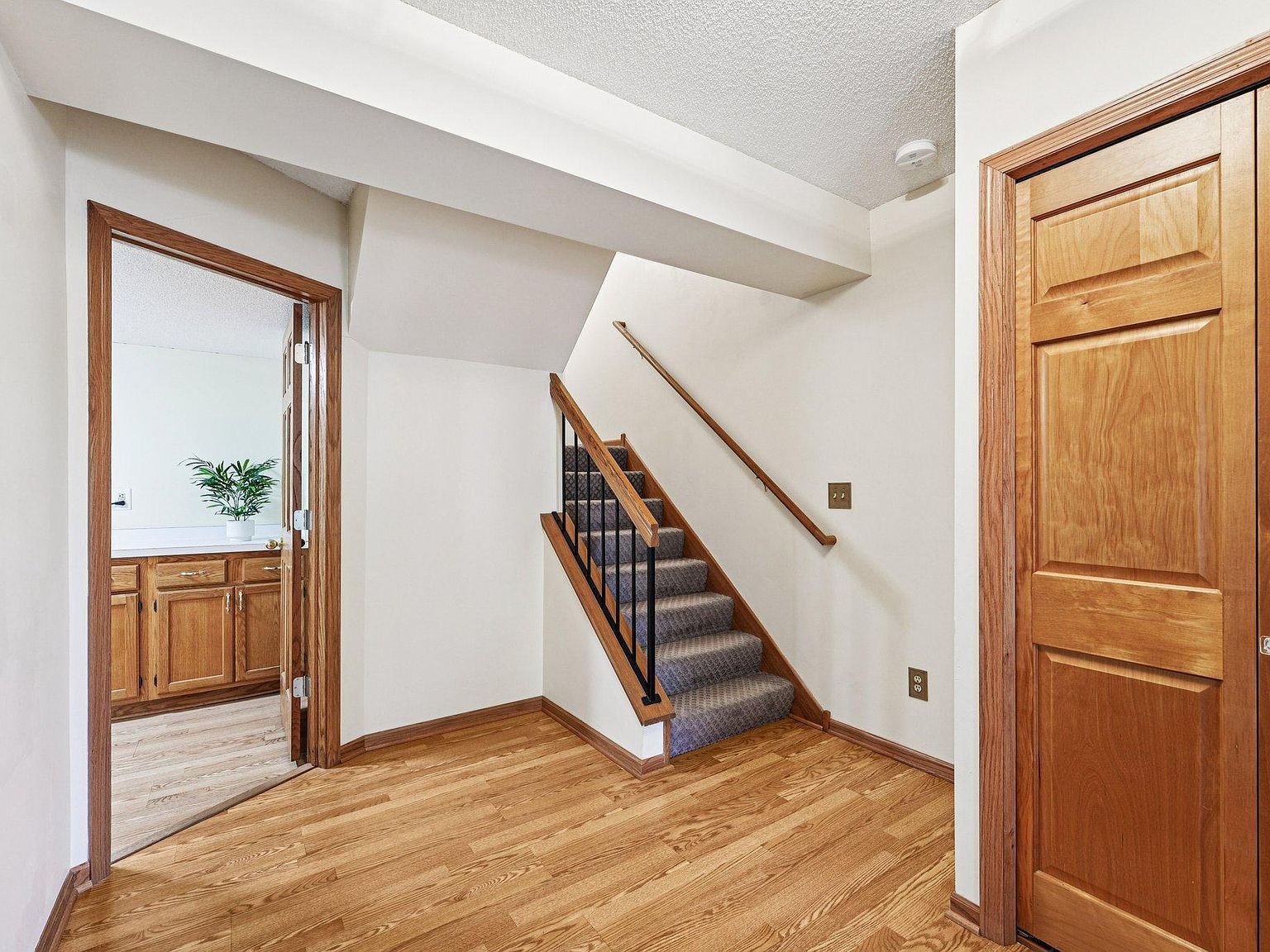 15665 24th Ave N UNIT C Plymouth, MN 55447 - Thumbnail 5