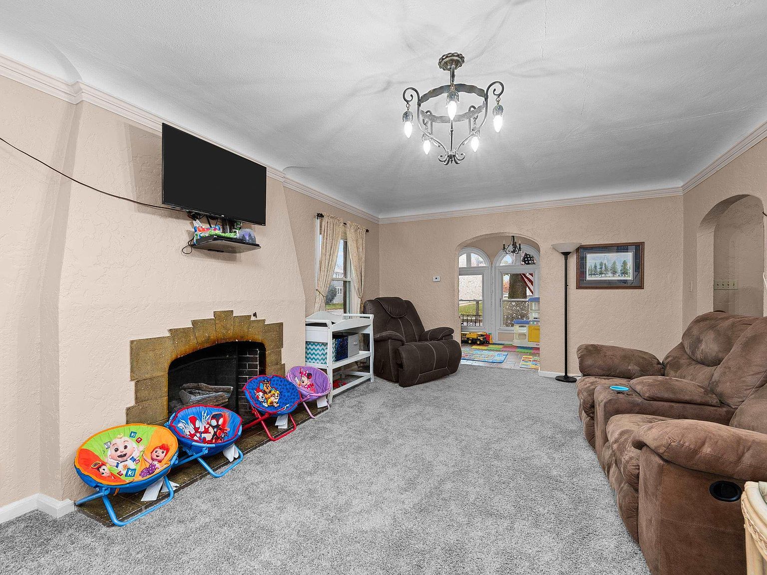 602 S 9th St Clinton, IA 52732 - Thumbnail 5