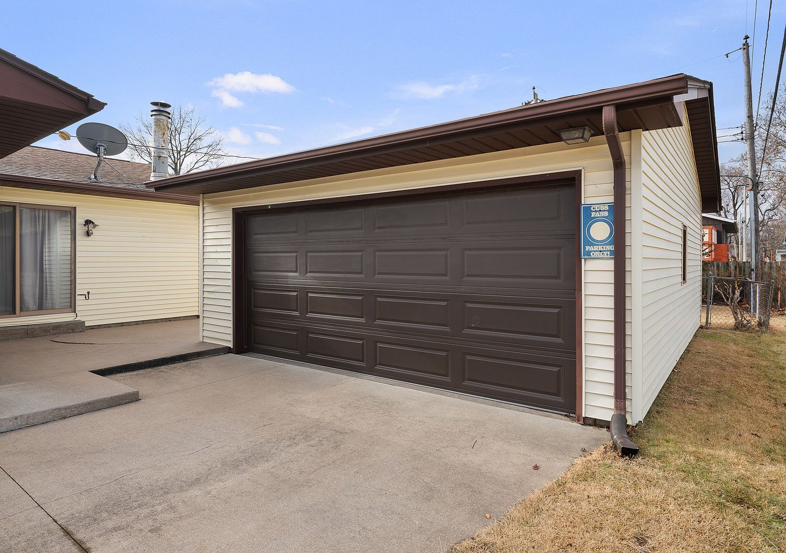 1313 Blackhawk Ln Camanche, IA 52730 - Thumbnail 5