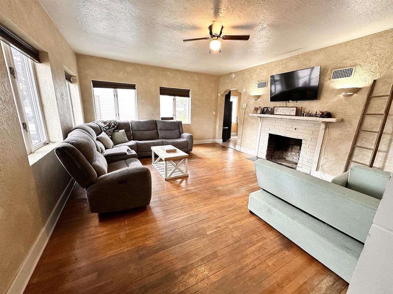 1805 Superior Ave Tomah, WI 54660 - Thumbnail 5