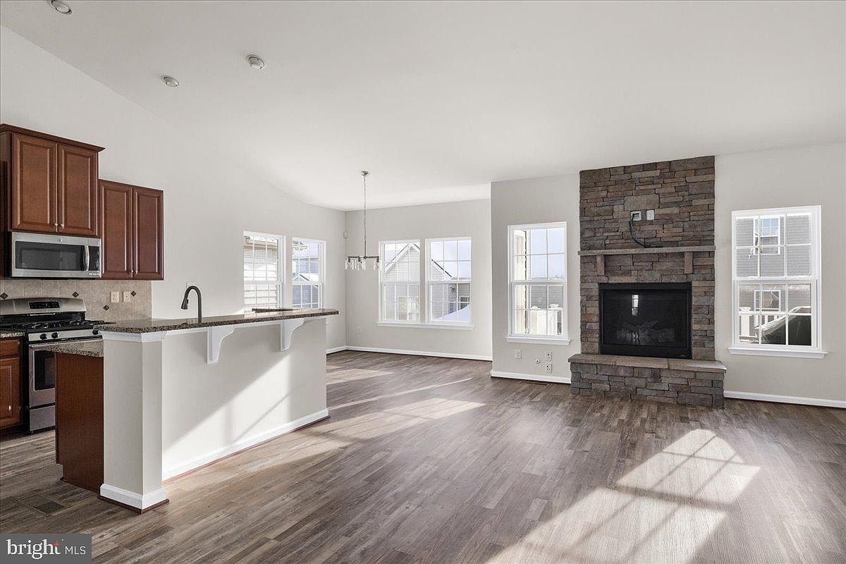 146 Tollerton Trl Falling Waters, WV 25419 - Thumbnail 5