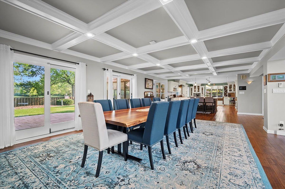 1810 Cardinal Ct Pontiac, IL 61764 - Thumbnail 5