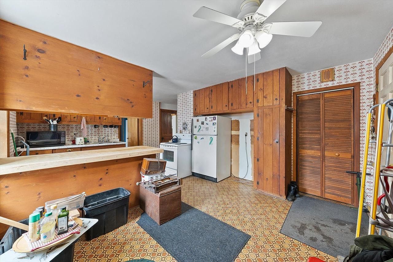 3661 Blue Goose Rd West Bend, WI 53095 - Thumbnail 5