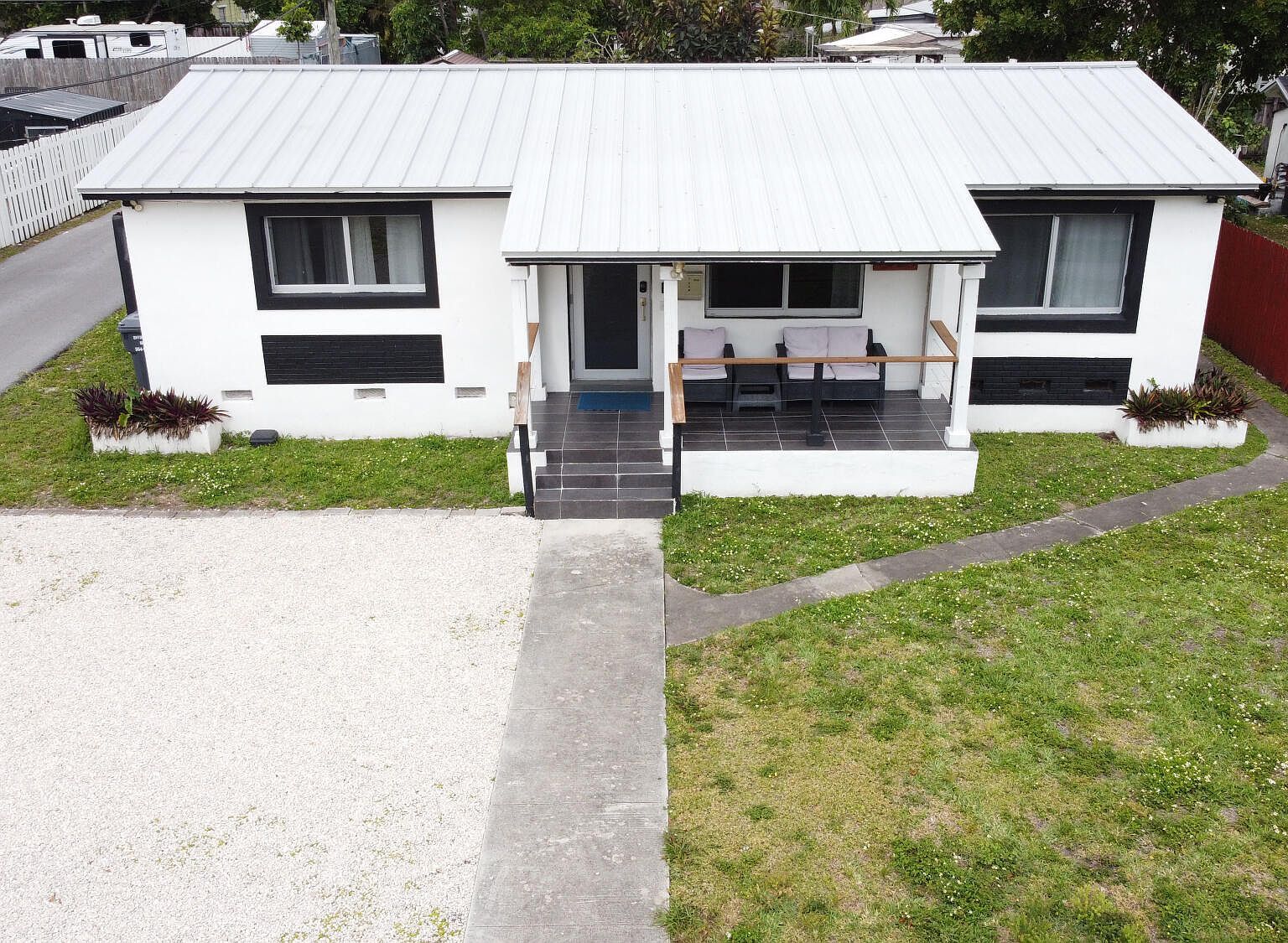 1324 N 24th Ave Hollywood, FL 33020 - Thumbnail 5