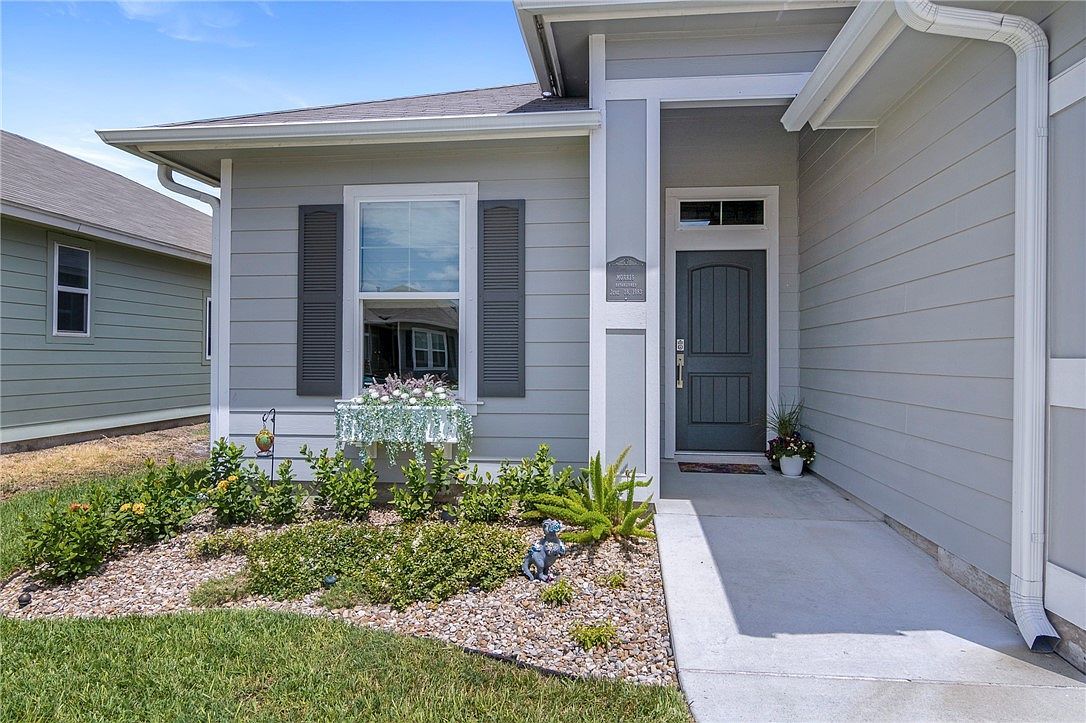 1962 Lighthouse Lake Ln Aransas Pass, TX 78336 - Thumbnail 5