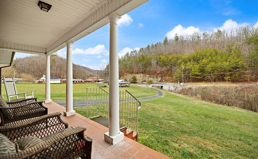 4589 Abbott Creek Rd Prestonsburg, KY 41653 - Thumbnail 5
