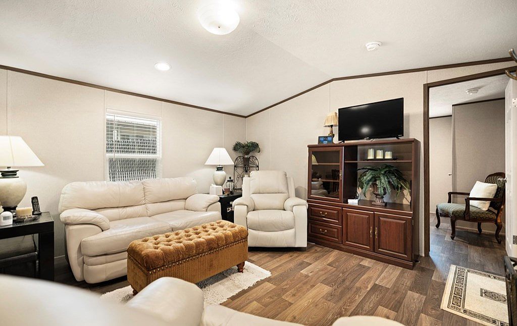 112 Cornett Rd Hazard, KY 41701 - Thumbnail 5