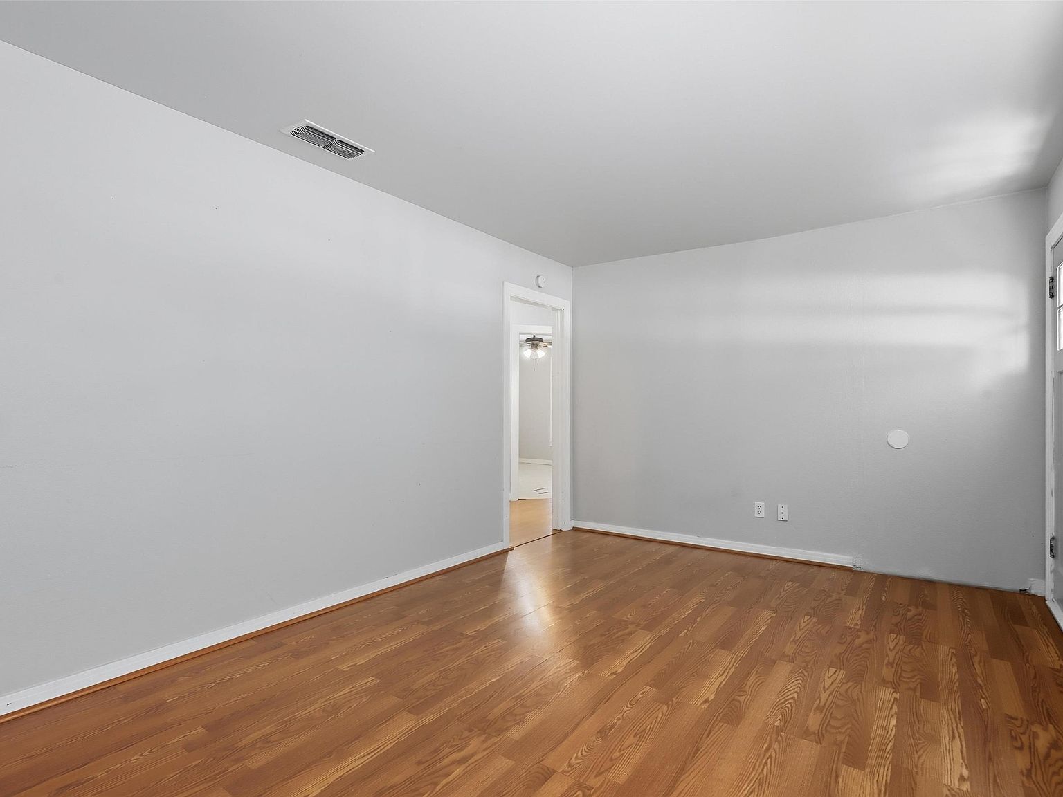 7836 Corina Dr White Settlement, TX 76108 - Thumbnail 5