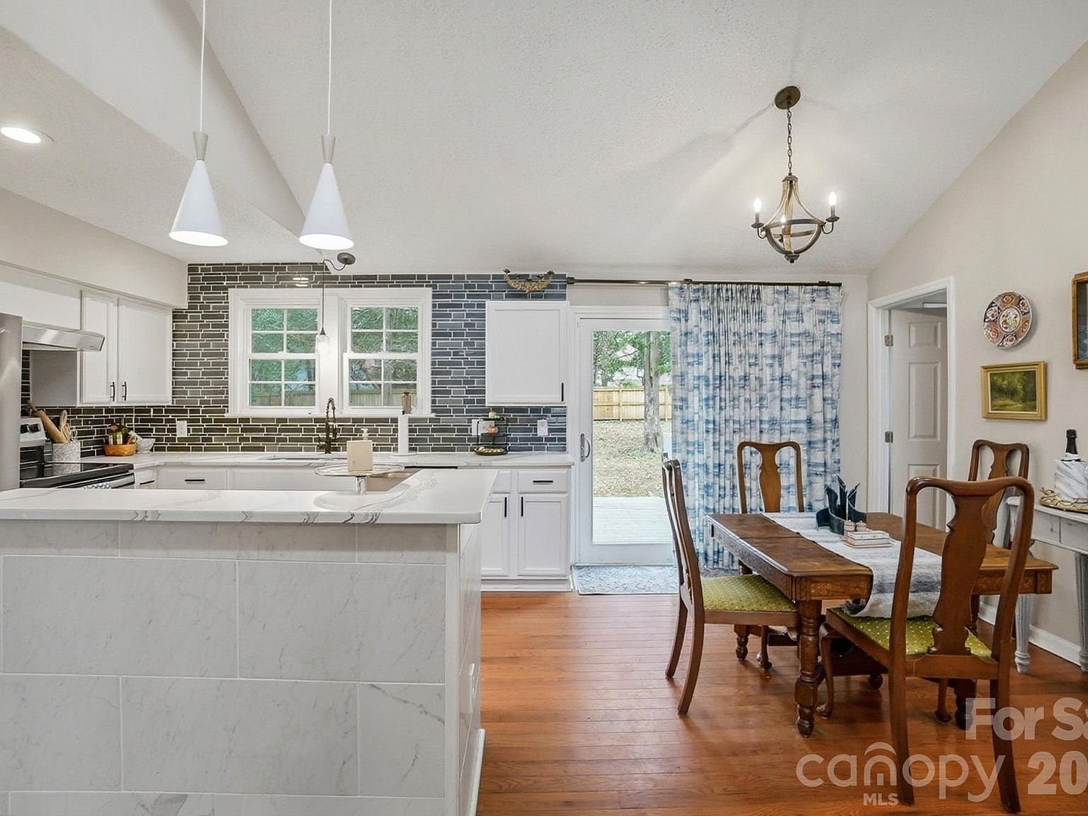 11113 Blue Heron Dr Charlotte, NC 28226 - Thumbnail 5