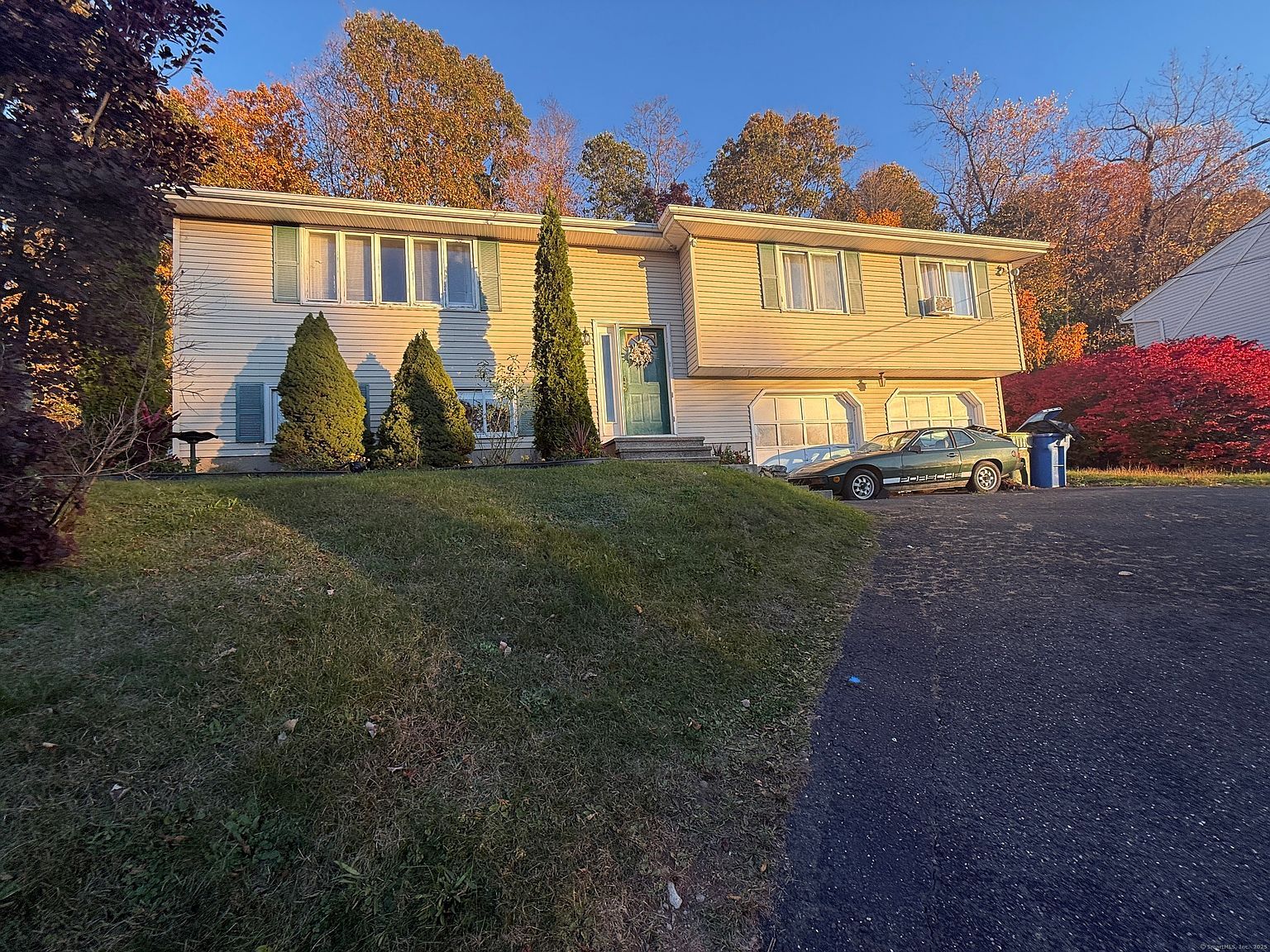 147 Sprucedale Dr Waterbury, CT 06706 - Thumbnail 5