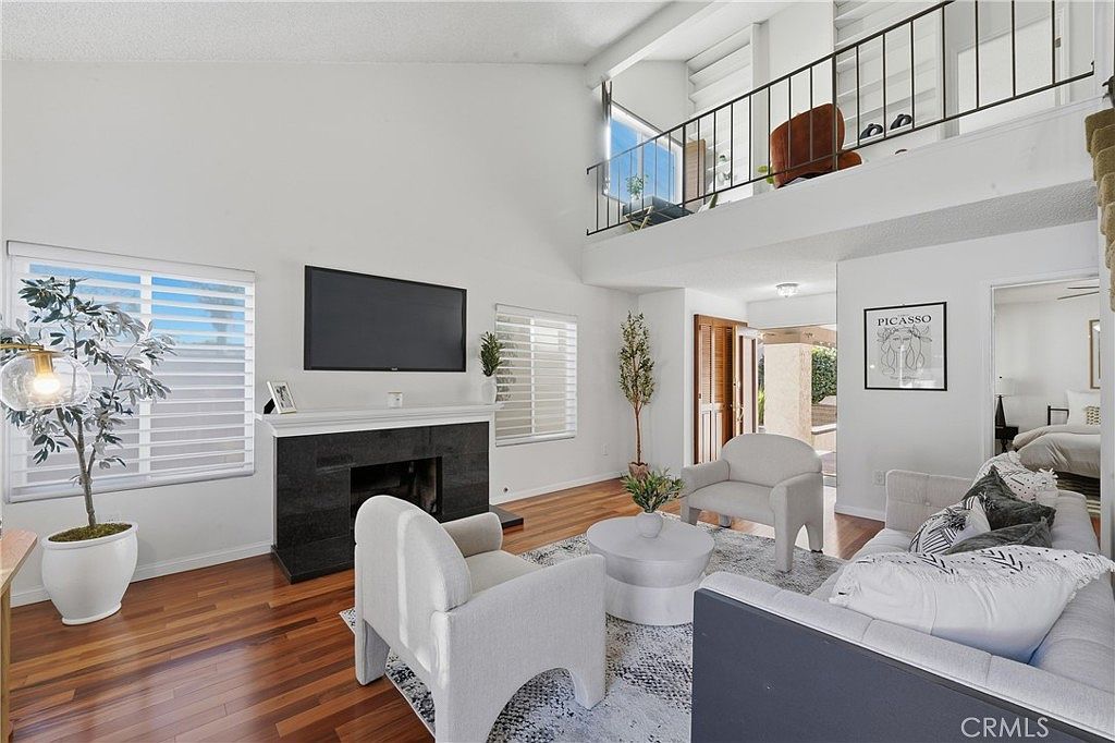 11390 Nantucket Ct Cypress, CA 90630 - Thumbnail 5