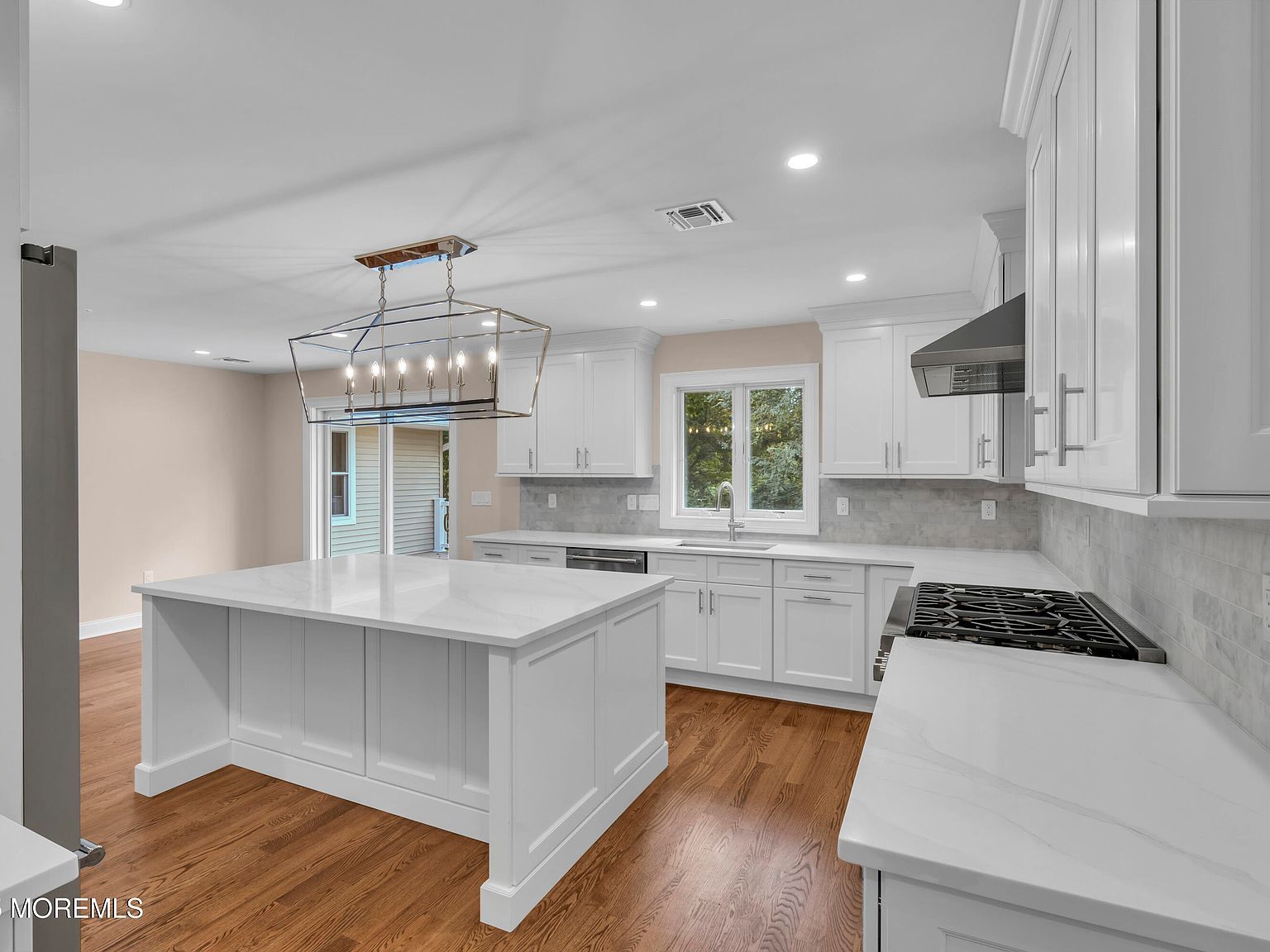 834 Sycamore Ave Tinton Falls, NJ 07724 - Thumbnail 5