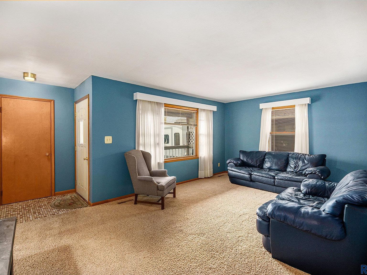 1802 Cedar St Yankton, SD 57078 - Thumbnail 5