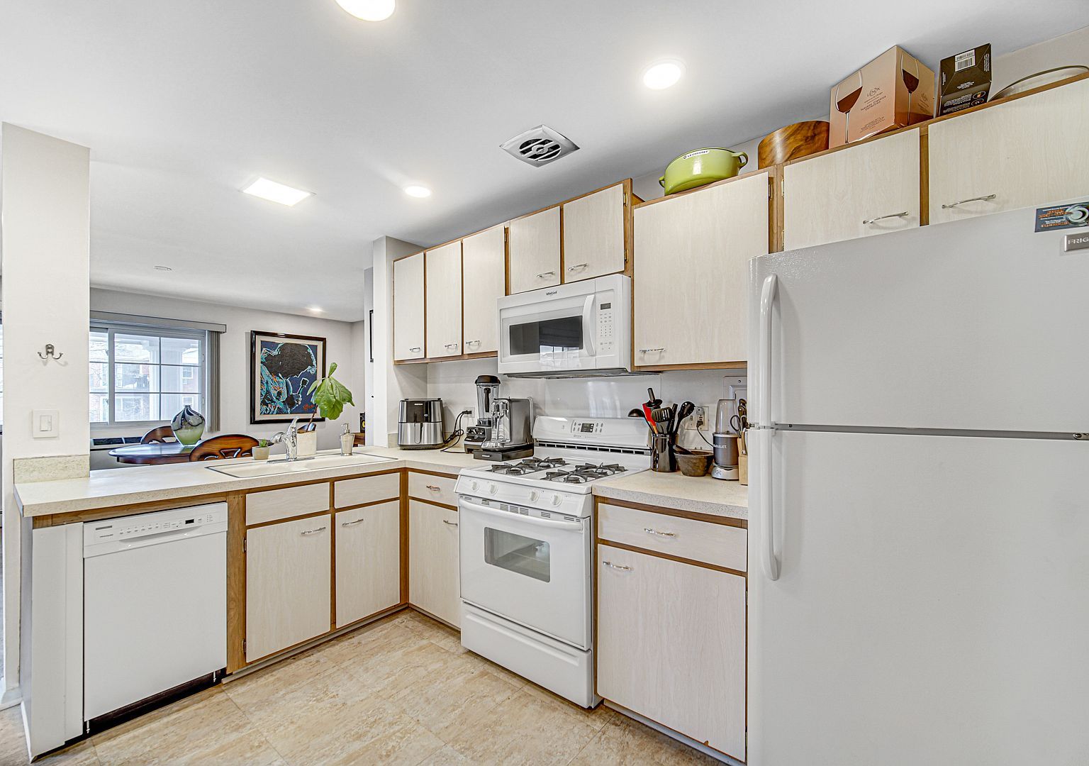 101 N Lincoln Ln APT 2A Arlington Heights, IL 60004 - Thumbnail 5