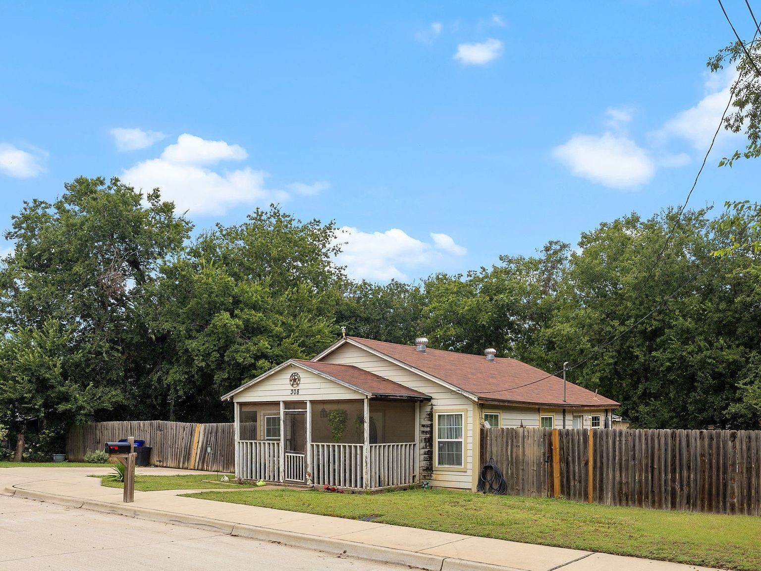 308 Short St Mansfield, TX 76063 - Thumbnail 5
