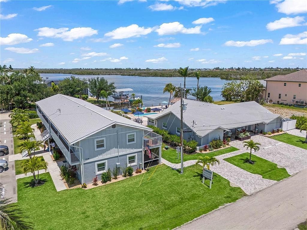 (Undisclosed Address) Cape Coral, FL 33993 - Thumbnail 5