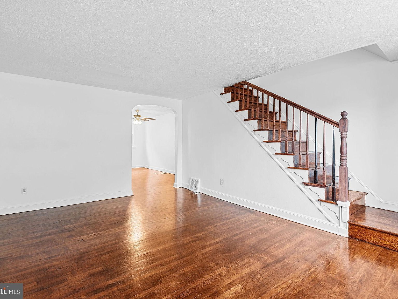 230 W Washington Ave Clifton Heights, PA 19018 - Thumbnail 5