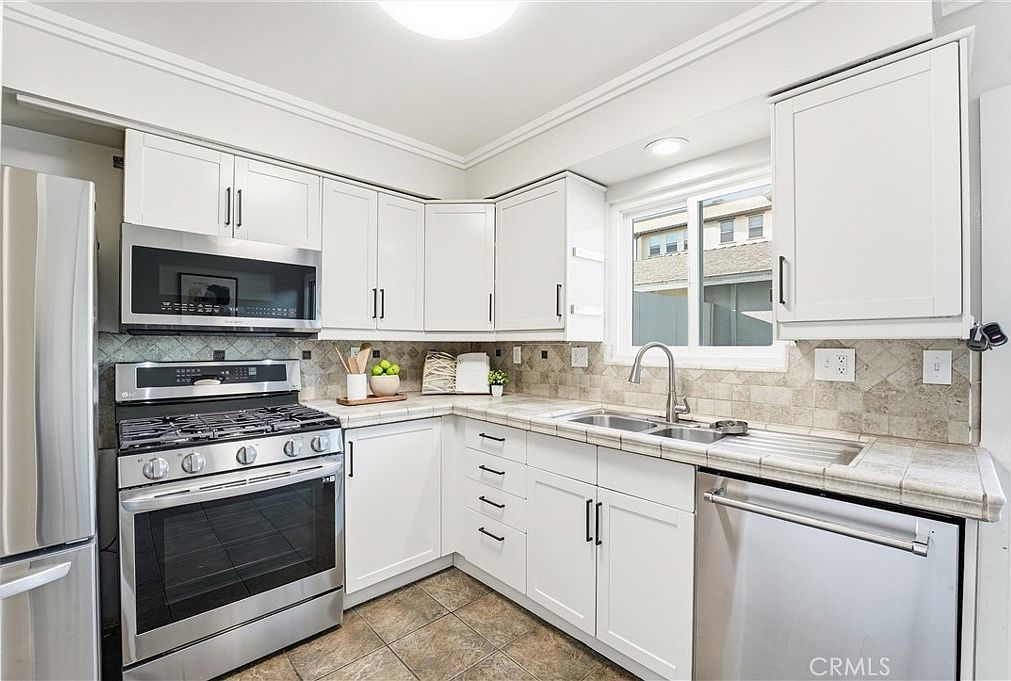 11960 Gloxinia Ave Fountain Valley, CA 92708 - Thumbnail 5