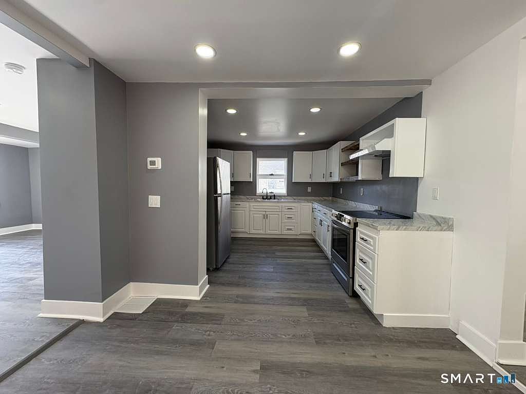 30 Pond St Naugatuck, CT 06770 - Thumbnail 5