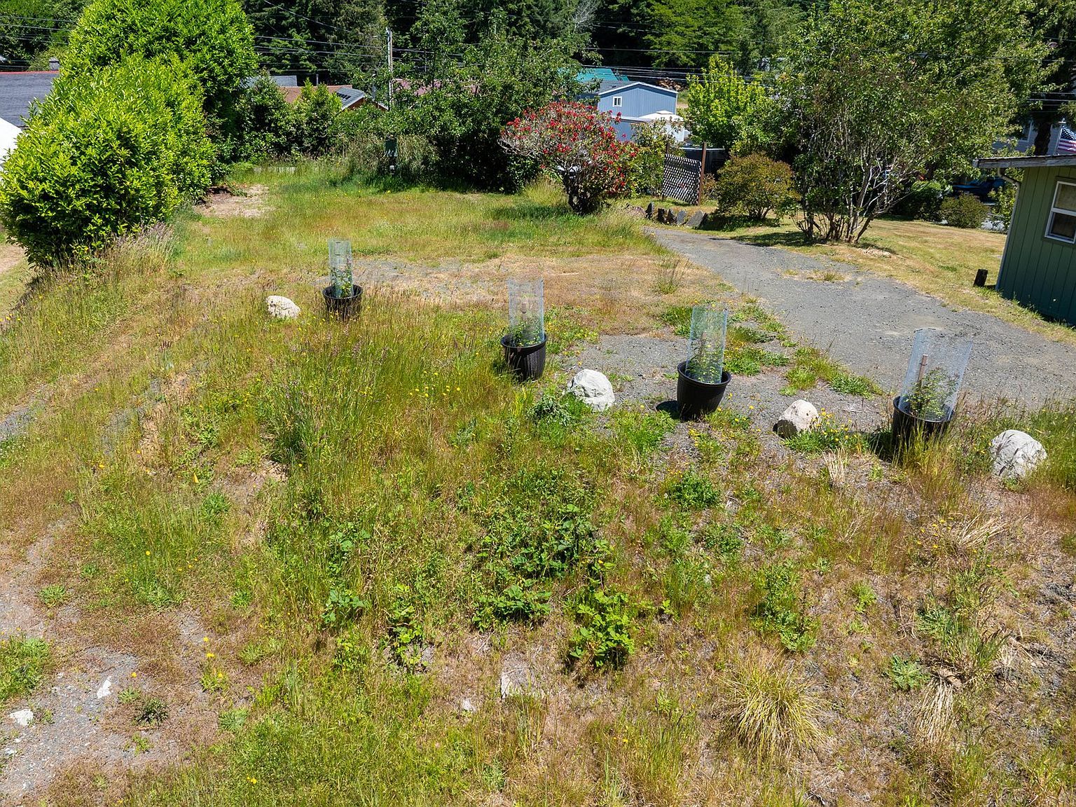 1351 Dakota St Coos Bay, OR 97420 - Thumbnail 5