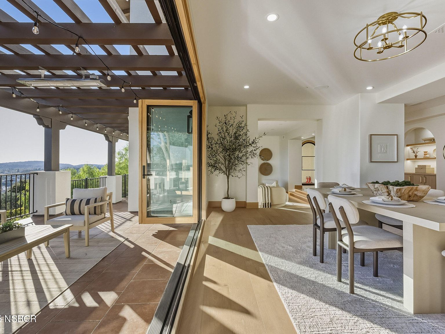 210 Las Alturas Rd Santa Barbara, CA 93103 - Thumbnail 5