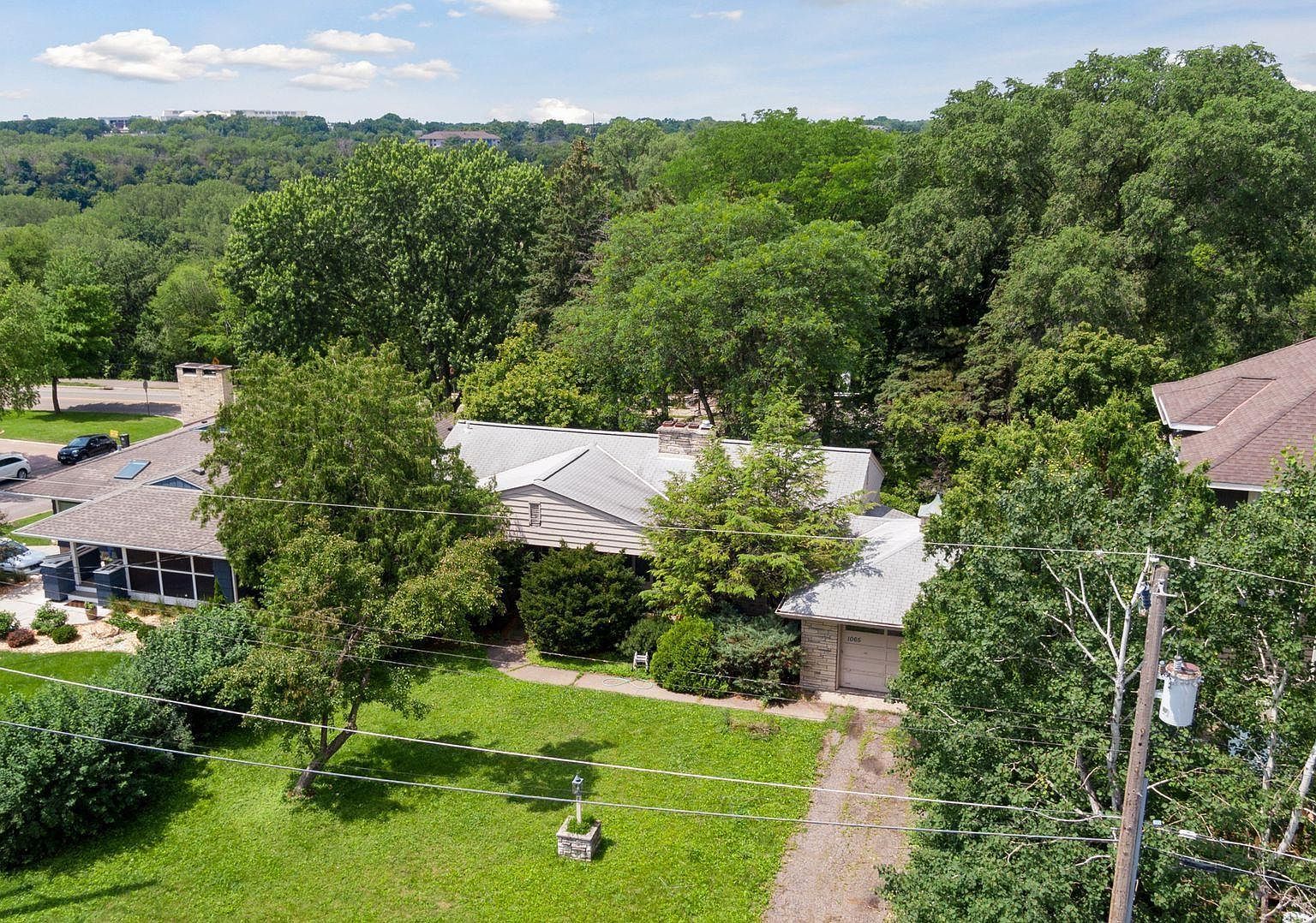 1065 Colby St Saint Paul, MN 55116 - Thumbnail 5