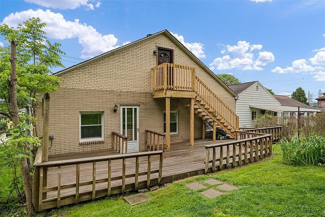 4072 Jordan St South Heights, PA 15081 - Thumbnail 5