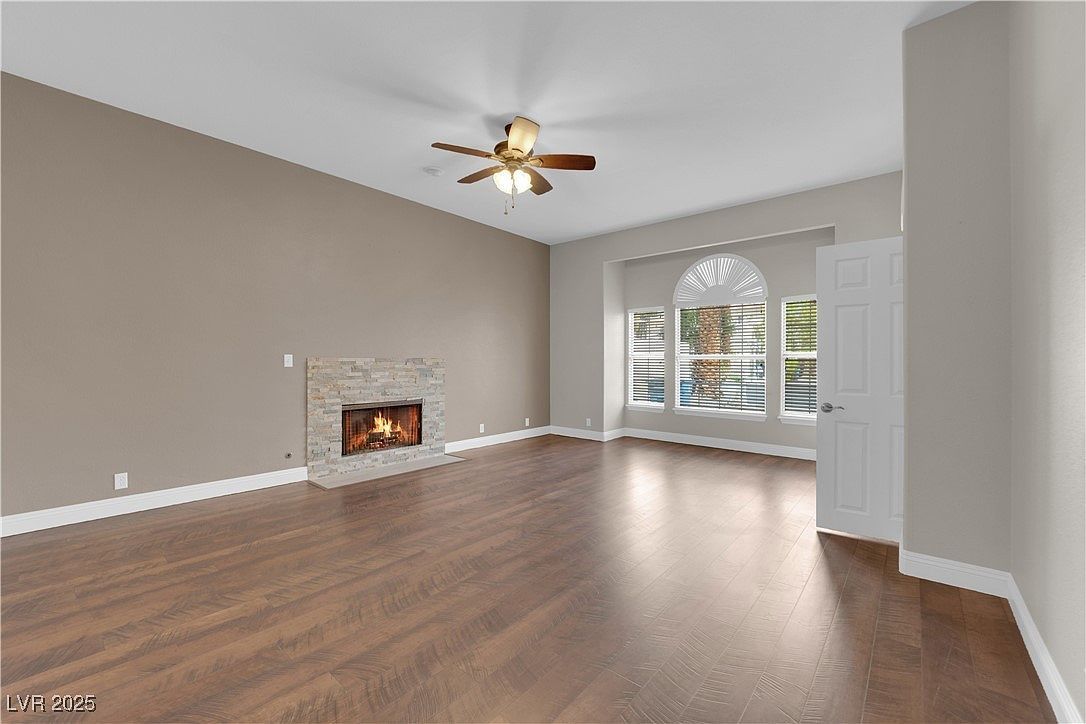 2595 Aviv Ct Las Vegas, NV 89121 - Thumbnail 5