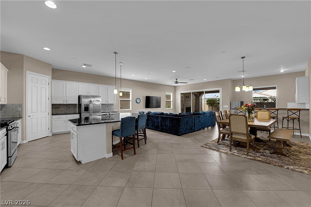 512 Heritage Bridge Ave Henderson, NV 89011 - Thumbnail 5