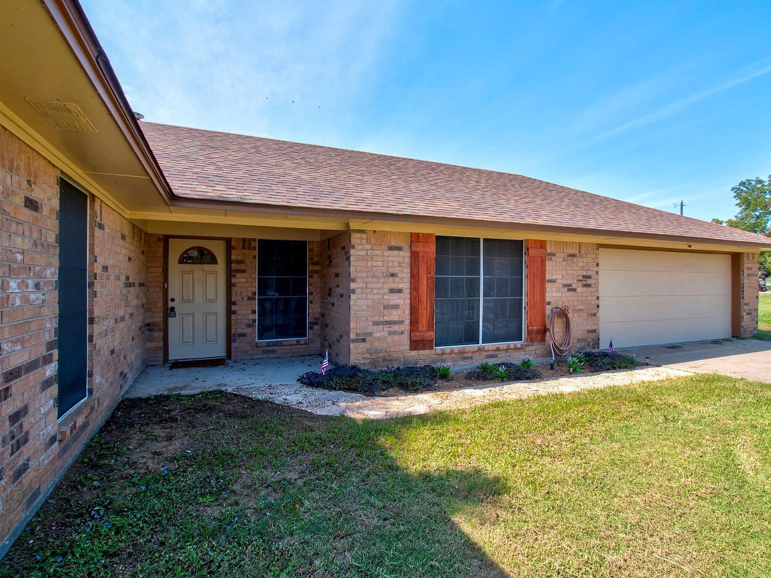 373 Old Shawnee Trail Dr Gordonville, TX 76245 - Thumbnail 5