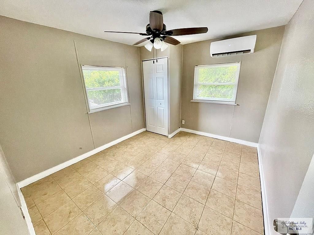 2615 E 32nd St Brownsville, TX 78521 - Thumbnail 5