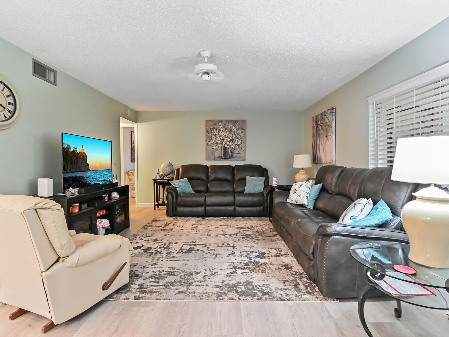 414 Pine Glen Ln APT D-2 Greenacres, FL 33463 - Thumbnail 5