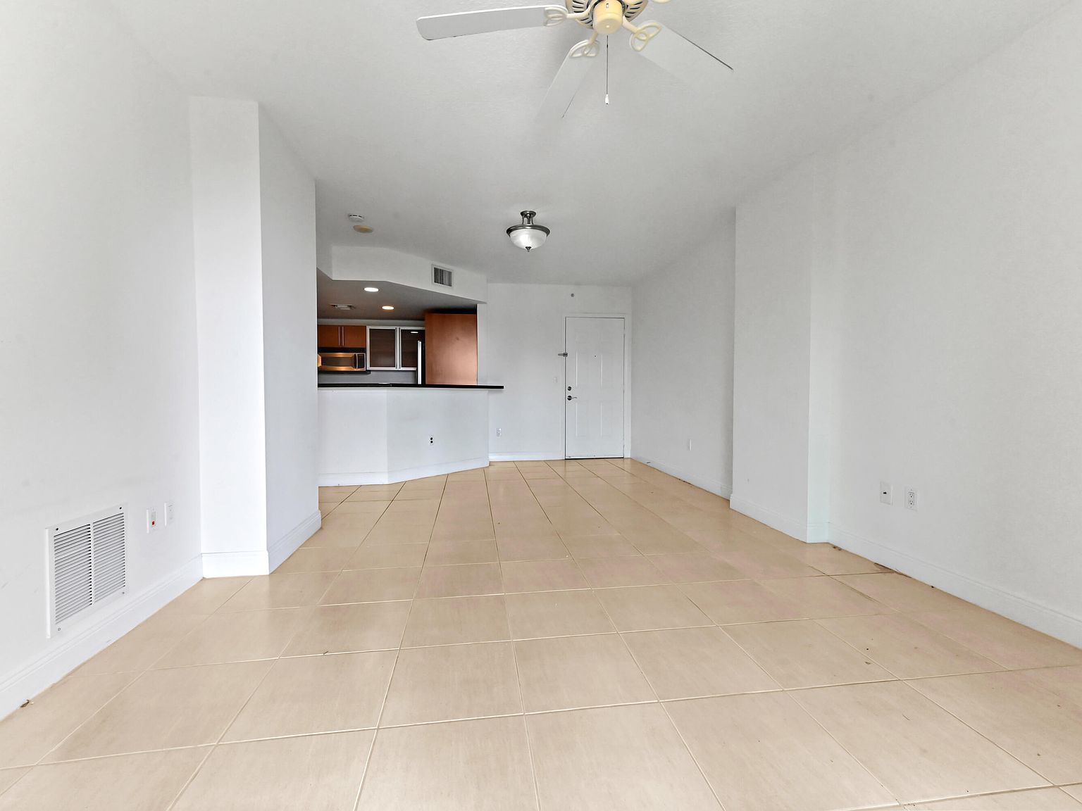 610 Clematis St APT 638 West Palm Beach, FL 33401 - Thumbnail 5