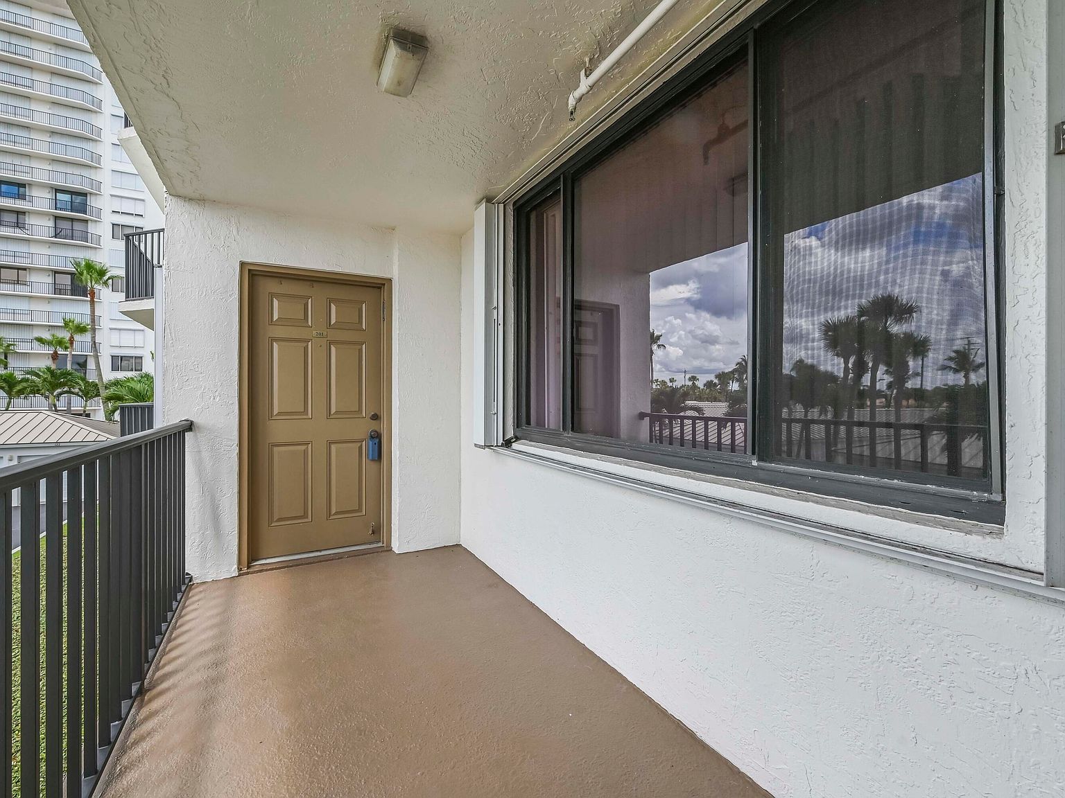 3120 N Highway A1a APT 201 Hutchinson Island, FL 34949 - Thumbnail 5