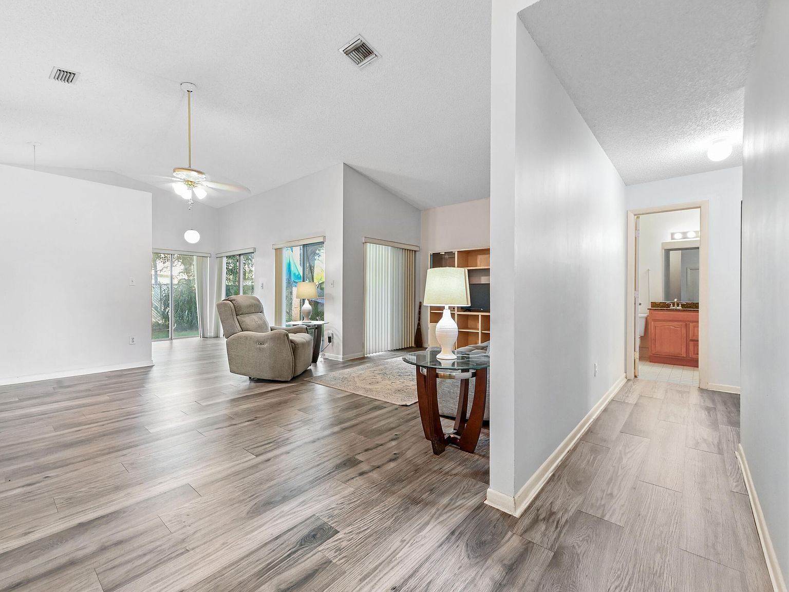 3325 NW 79th Way Hollywood, FL 33024 - Thumbnail 5